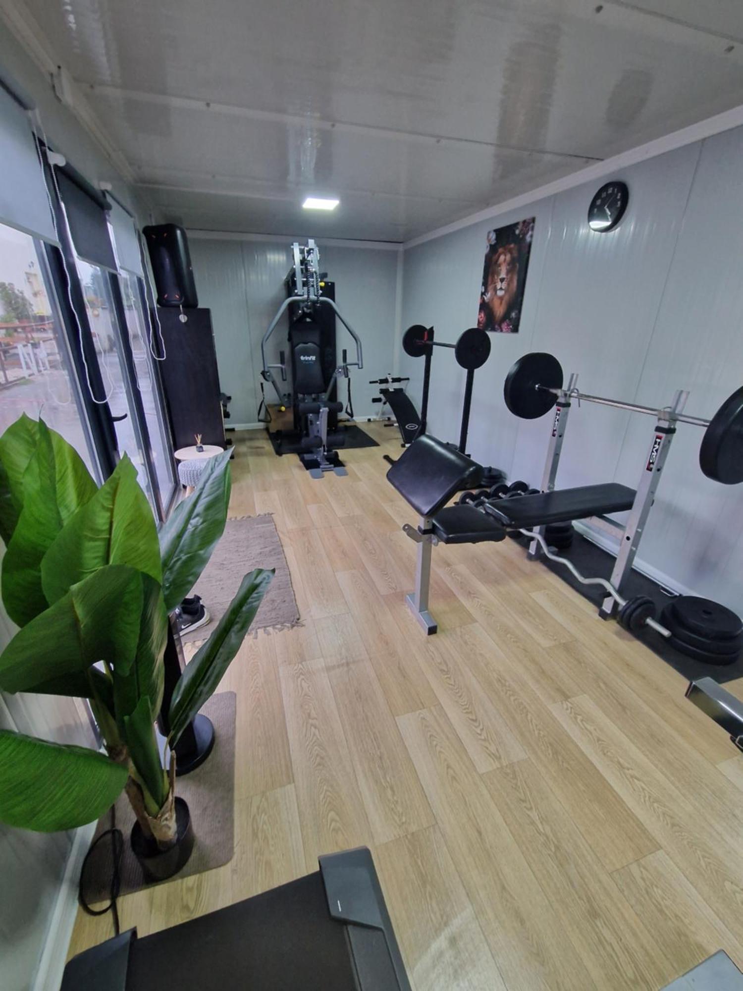 Farm Stay Nh Stables Nyrany Екстер'єр фото
