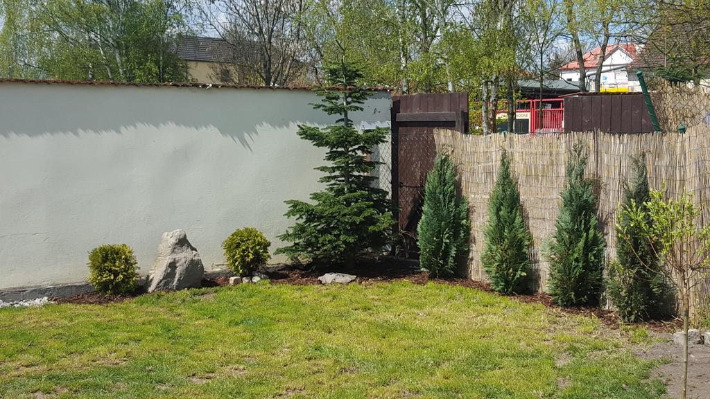 Farm Stay Nh Stables Nyrany Екстер'єр фото
