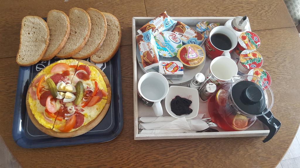 Farm Stay Nh Stables Nyrany Екстер'єр фото