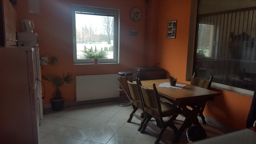 Farm Stay Nh Stables Nyrany Екстер'єр фото